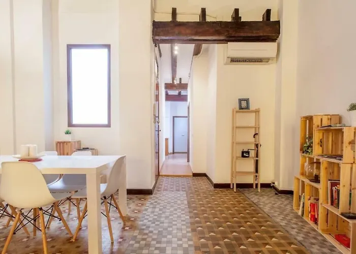 Luminous Attic Down Town Apartment Valencia