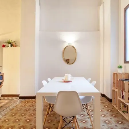 Luminous Attic Down Town Apartment