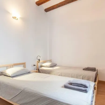 アパート Luminous Attic Down Town